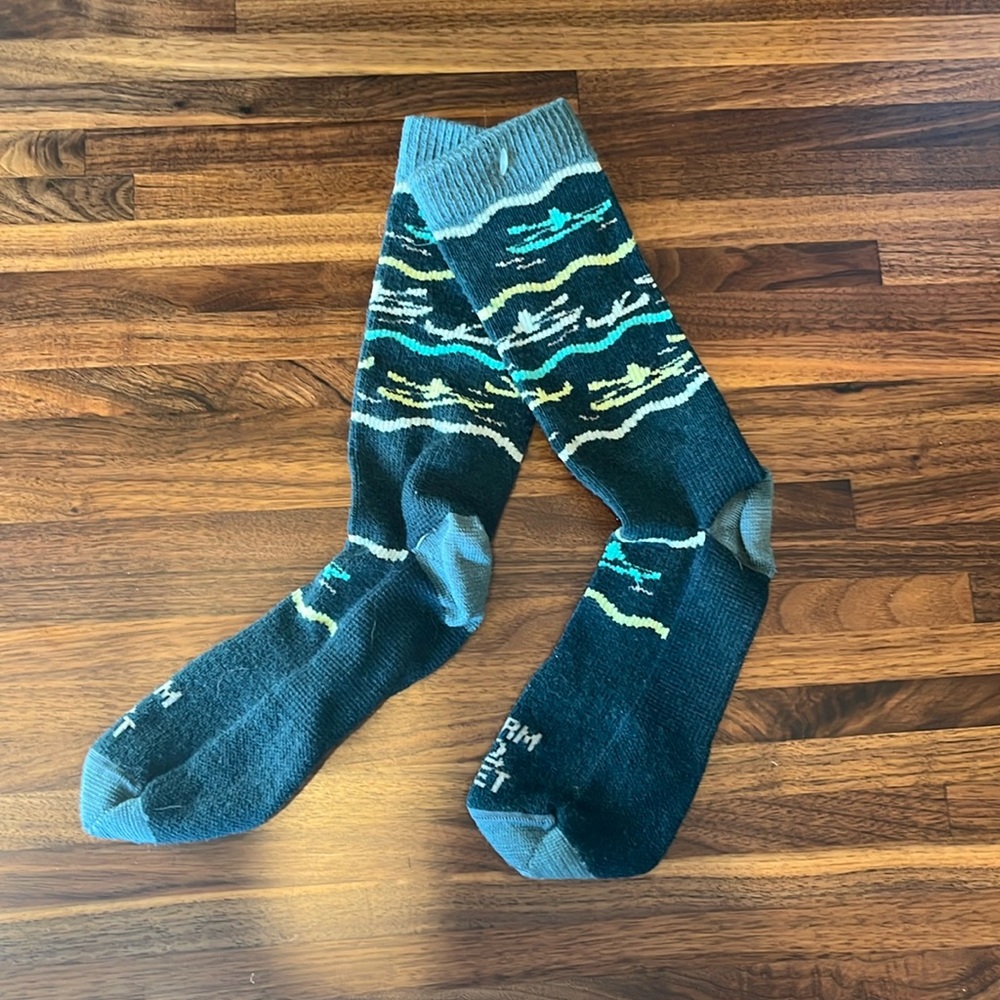 Farm to Feet socks, Kayaker pattern. Unisex Size M